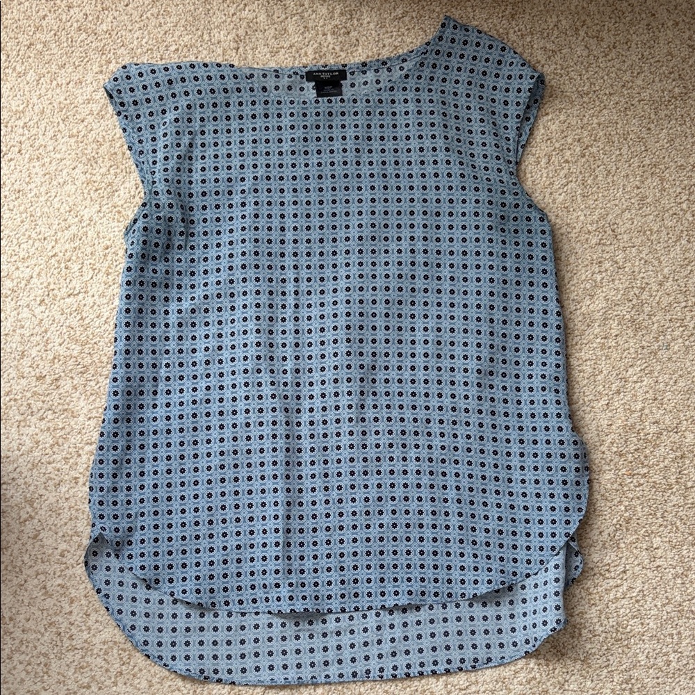 Ann Taylor Blue Geometric Blouse